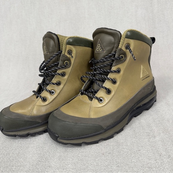 nike acg conquer boots